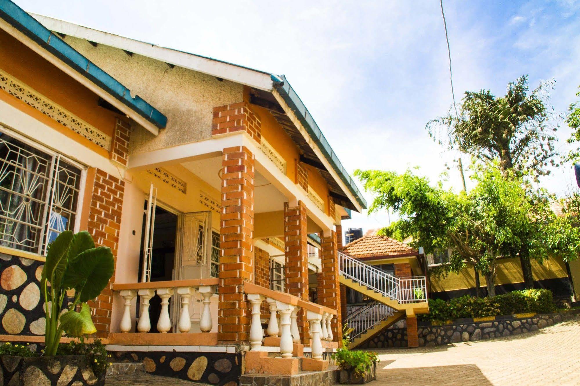 Keba Inn Lyamutundwe 외부 사진